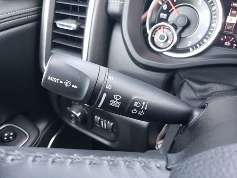 Used 2021 RAM 1500 Laramie w/ Sport Appearance Package AWD/4WD image 16
