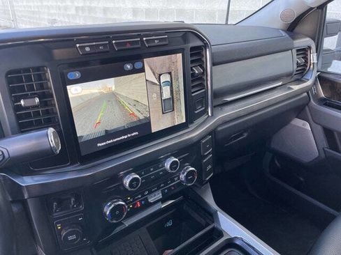 Used 2024 Ford F250 Lariat image 19