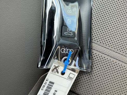 Used 2025 Audi Q5 Premium Plus AWD/4WD image 38