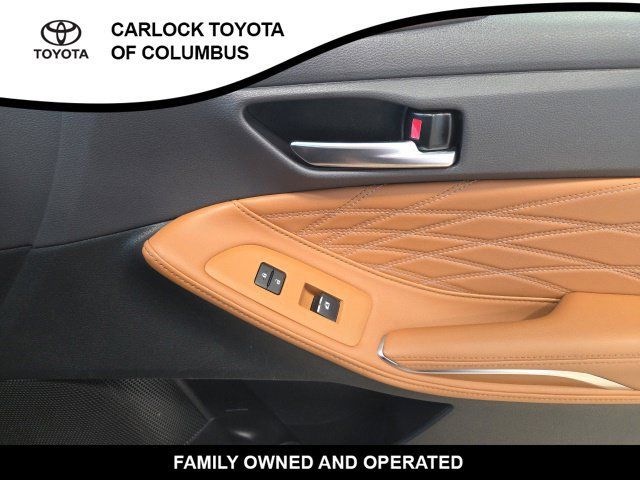Used 2020 Toyota Avalon Limited w/ Advanced Safety Package FWD image 21