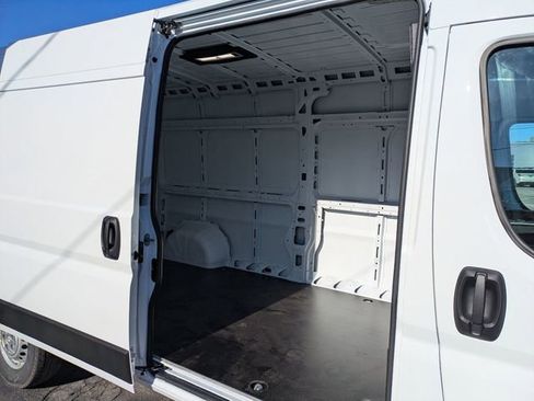 New 2026 RAM ProMaster 2500 w/ Convenience Group image 26