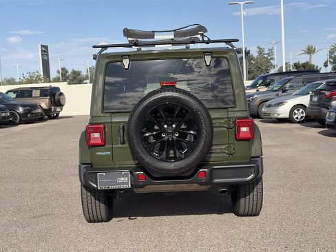 Used 2021 Jeep Wrangler Unlimited Sahara w/ Cold Weather Group AWD/4WD image 7