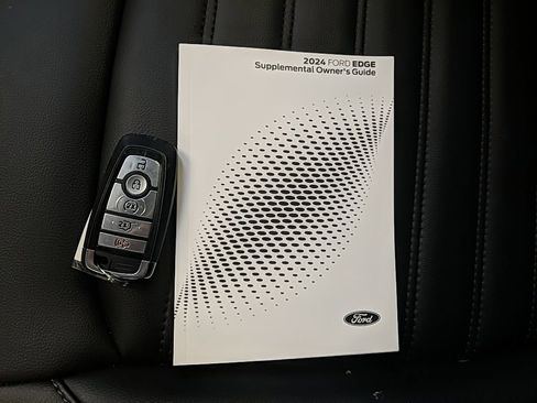 Certified 2024 Ford Edge SEL w/ Convenience Package image 29