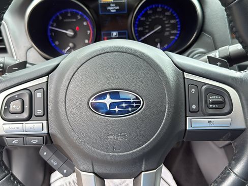 Used 2015 Subaru Legacy 2.5i Limited AWD/4WD image 13