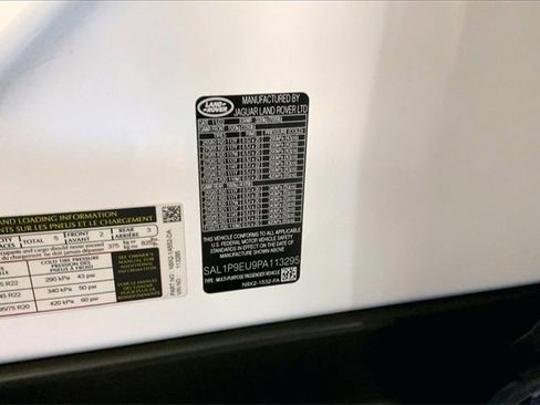 Used 2023 Land Rover Range Rover Sport SE image 8