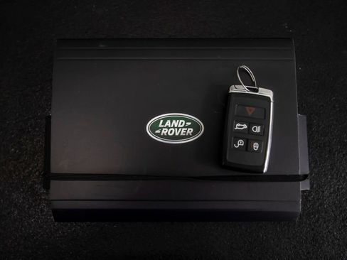 Used 2023 Land Rover Range Rover Velar S image 46