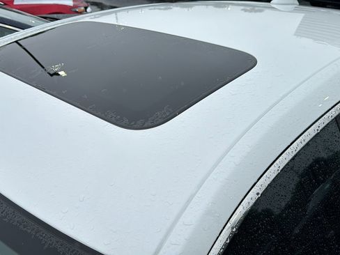 Used 2020 Honda Accord Sport image 3