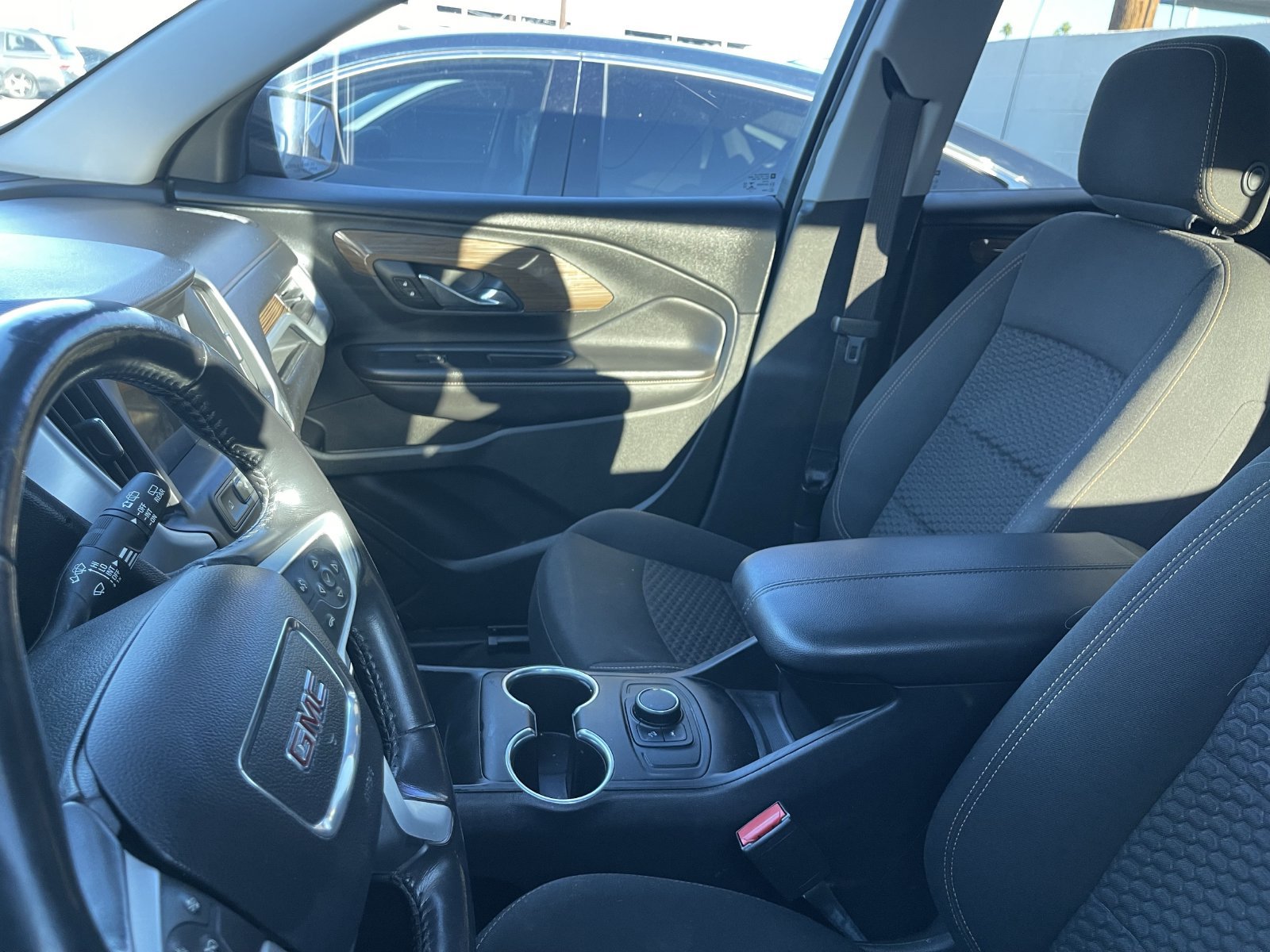 Used 2020 GMC Terrain SLE FWD image 10