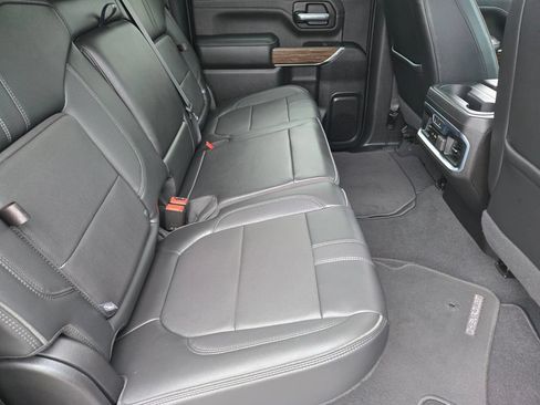 Used 2022 Chevrolet Silverado 2500 High Country w/ Z71 Off-Road Package AWD/4WD image 15