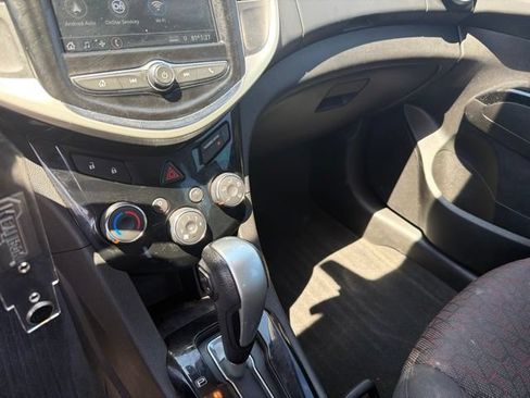 Used 2019 Chevrolet Sonic LT FWD image 17