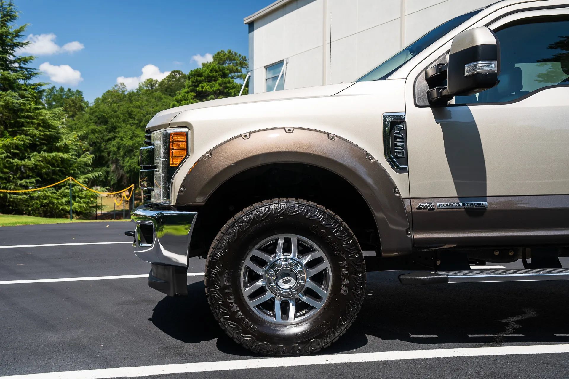 Used 2017 Ford F250 Lariat AWD/4WD image 3