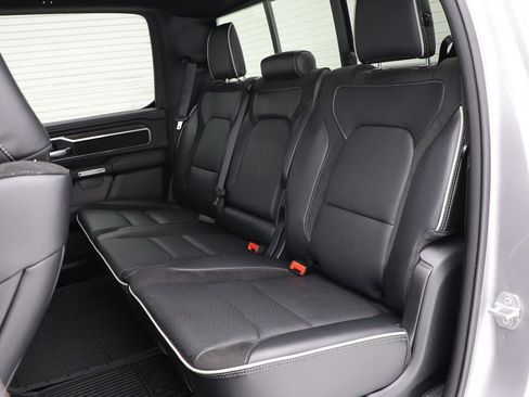 Used 2025 RAM 1500 Laramie w/ Night Edition image 21