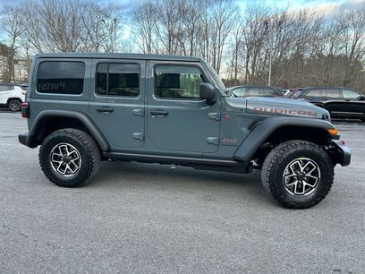 New 2026 Jeep Wrangler Unlimited Rubicon w/ Safety Group