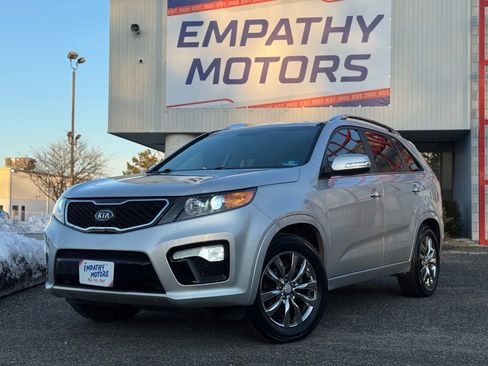 Used 2013 Kia Sorento SX w/ SX Premium Pkg image 1