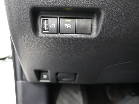 Used 2025 Toyota RAV4 XLE image 14