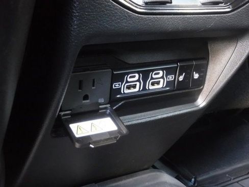 Used 2023 Jeep Grand Cherokee Trailhawk w/ Luxury Tech Group III image 68