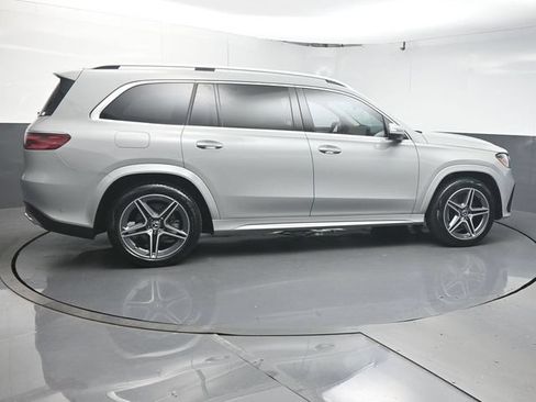 Certified 2026 Mercedes-Benz GLS 450 4MATIC image 8
