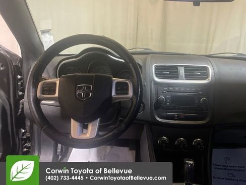 Used 2012 Dodge Avenger SXT image 13