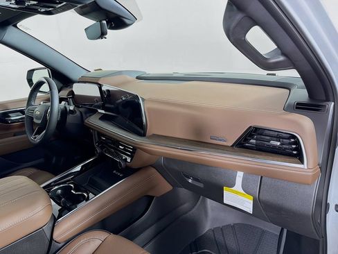 New 2026 Chevrolet Tahoe High Country AWD/4WD image 27