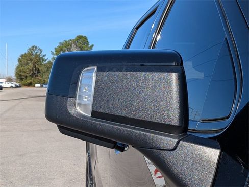 Used 2021 GMC Sierra 1500 AT4 w/ Driver Alert Package I image 11