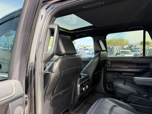 Used 2021 Ford Expedition Limited RWD image 24