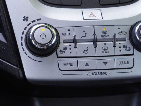 Used 2017 Chevrolet Equinox LT w/ Convenience Package FWD image 28