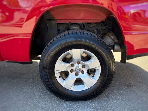 Used 2019 RAM 1500 Big Horn image 16