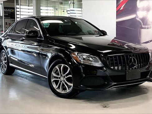 Used 2016 Mercedes-Benz C 300 4MATIC Sedan image 19