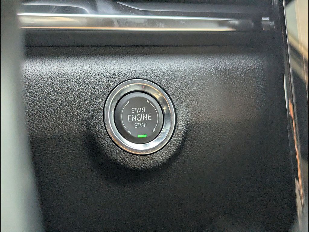 New 2027 GMC Terrain Elevation w/ Elevation Premium Package AWD/4WD image 21