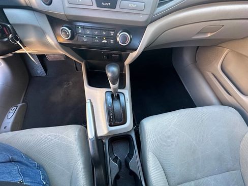 Used 2012 Honda Civic LX image 17