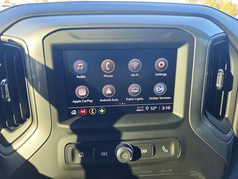 Used 2026 Chevrolet Silverado 2500 Custom w/ Custom Convenience Package image 18