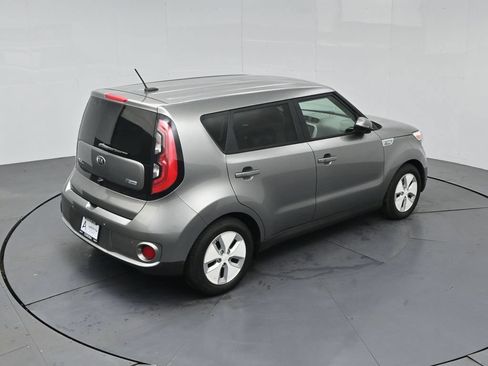 Used 2016 Kia Soul EV + FWD image 44