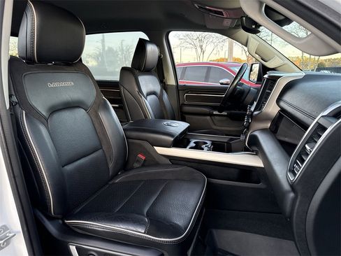 Used 2022 RAM 1500 Laramie image 24