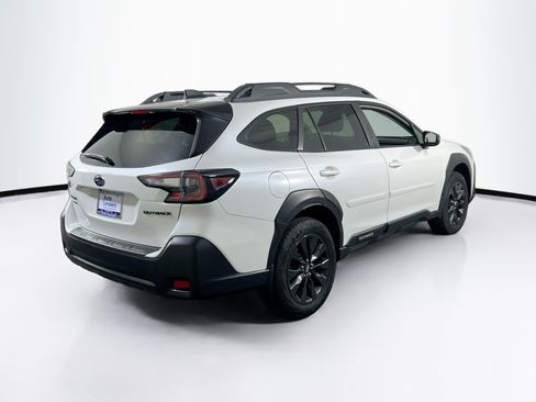 Used 2023 Subaru Outback Onyx Edition image 5