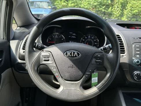 Used 2015 Kia Forte LX FWD image 7