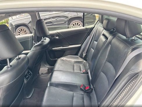 Used 2017 Honda Accord EX-L image 13