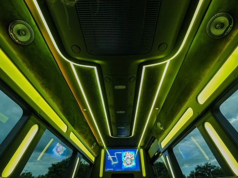 Used 2024 Mercedes-Benz Sprinter 3500 image 63