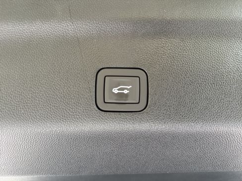 New 2026 GMC Yukon Denali AWD/4WD image 37