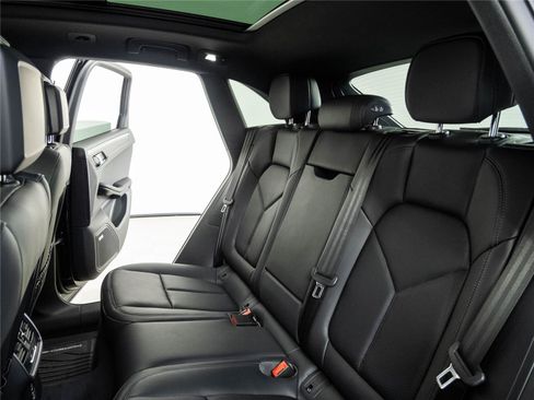 New 2026 Porsche Macan S AWD/4WD image 22