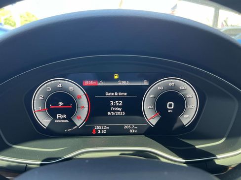 Used 2022 Audi A4 2.0T Premium Plus w/ Premium Plus Package AWD/4WD image 29