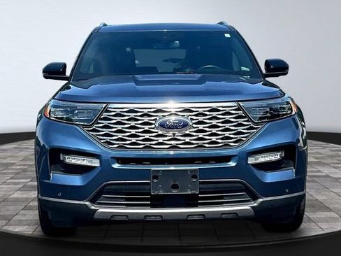 Used 2020 Ford Explorer Platinum w/ Premium Technology Package AWD/4WD image 2