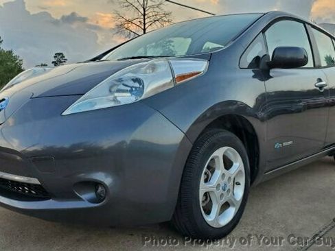 Used 2013 Nissan Leaf S image 2