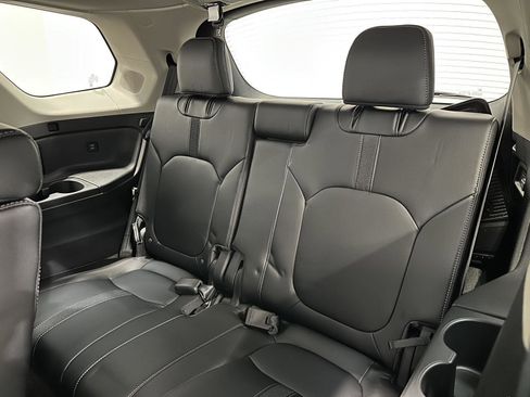 Used 2024 Honda Pilot Touring image 31