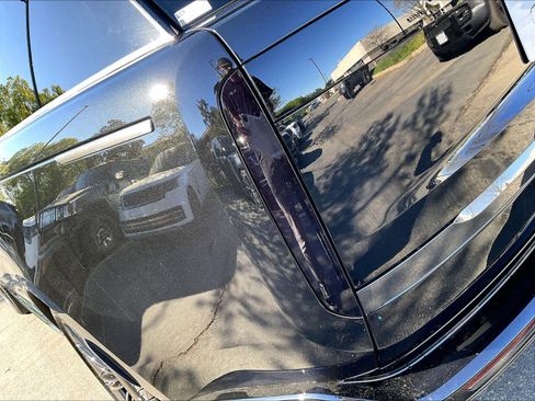 New 2026 Land Rover Range Rover SE image 25