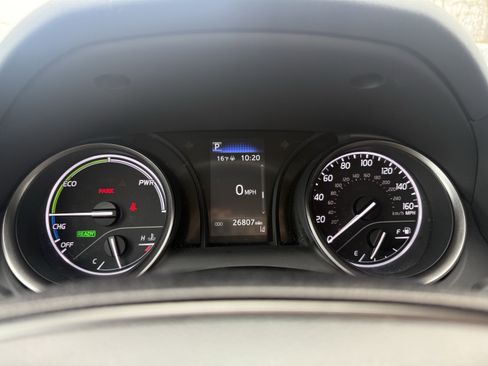 Used 2022 Toyota Camry SE image 16