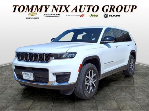 Used 2024 Jeep Grand Cherokee L Limited w/ Trailer Tow Package AWD/4WD image 1