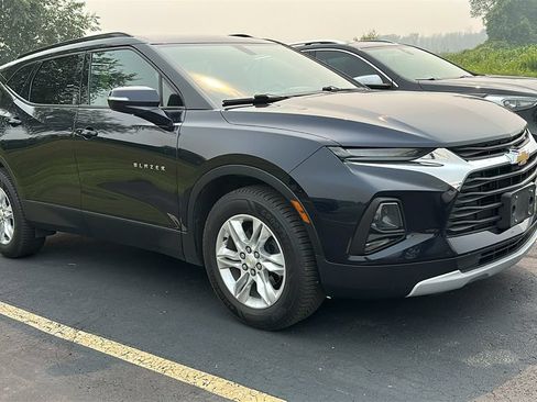 Used 2020 Chevrolet Blazer LT AWD/4WD image 2