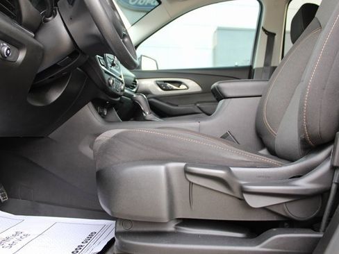 Used 2020 Chevrolet Traverse LS w/ LPO, Floor Liner Package FWD image 9