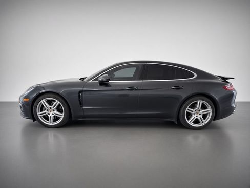 Used 2018 Porsche Panamera 4S AWD/4WD image 2