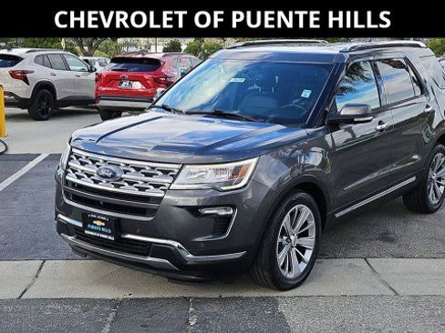 Used 2018 Ford Explorer Limited image 1